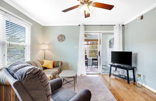 Frankford Apartment | Bethany Meadows - 4E Briar N