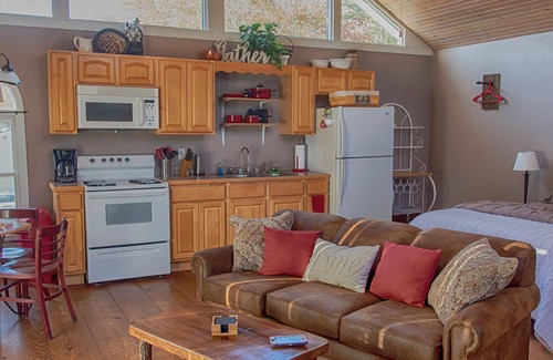 Rabun Gap House | Betty's creek loft in Rabun Gap with beautiful views. 10 miles from Clayton.