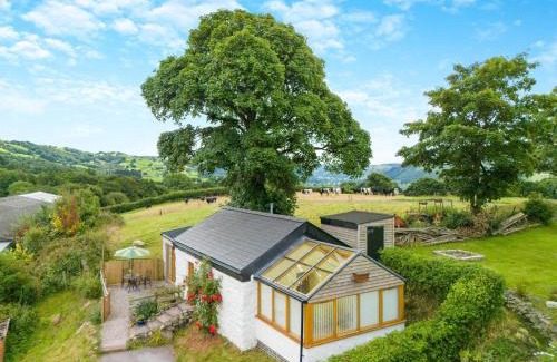 Llanrwst House | Beudy Bach