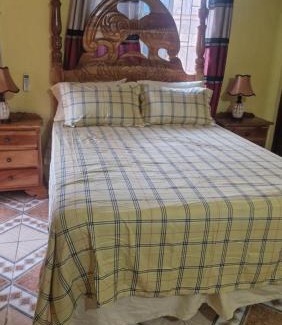 St.Bran's Burg House | Bev's Rosevilla