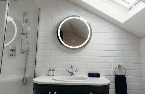 Beverley House | Beverley Town Centre luxury cottage