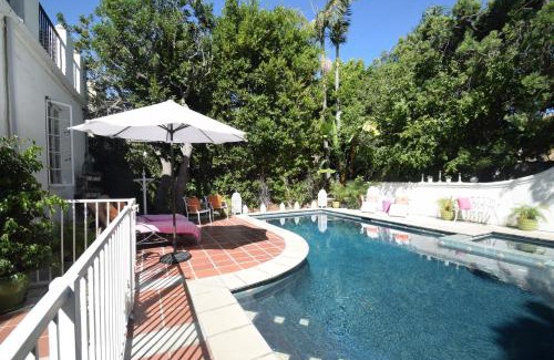 Pico - Robertson Villa | Beverly Hills Celebrity Home