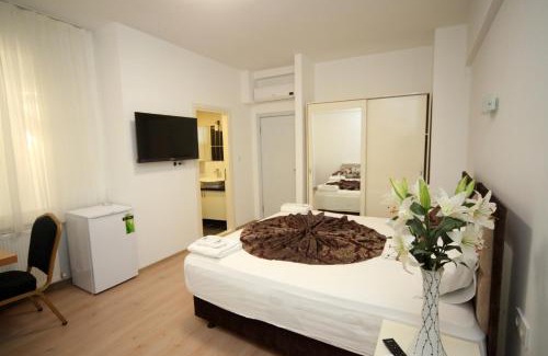 Kadikoy Hotel | Beyaz Köşk Hotel