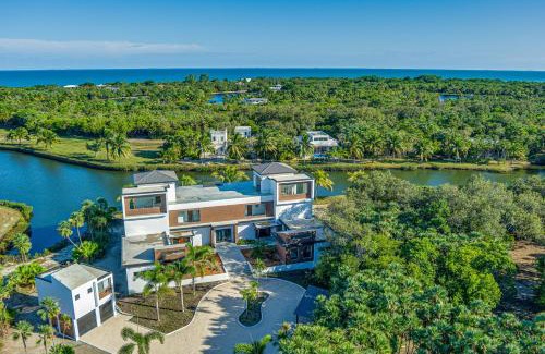 Cocoplum Villa | Beyond the Blue at Naia Resort