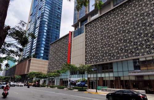Bonifacio Global City Apartment | BGC Uptown Park Suites Tower 1 - 2 Bedroom and 2 Bath Condo