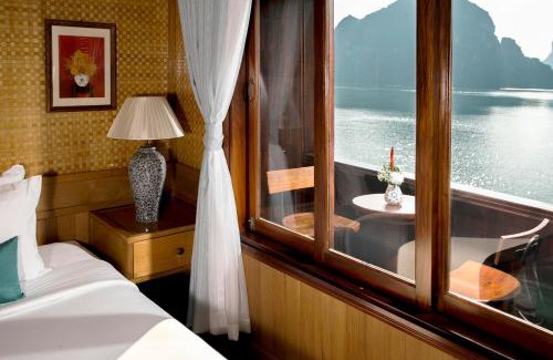 Ha Long Boat Rental | Bhaya Legend Cruises