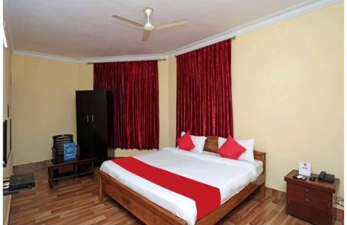 Bhubaneshwar House | BHUBANESWAR HOTEL PINK VILLA PREMIUM - Near Budha Jayanti Park - With Free Wifi - Restaurant Facilities Available - A Luxuary Hotel In Bhubaneswar