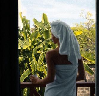 Thulusdhoo Island House | Bibee Surf