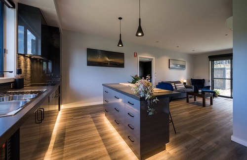 Wonthaggi Apartment | Bienvenida Apartments- (2) Diamonds