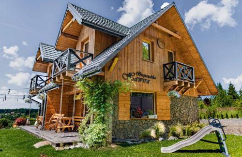 Myczkow House | Bieszczadzka Hawira - w Centrum przy Jeziorze z Widokiem dla Rodzin