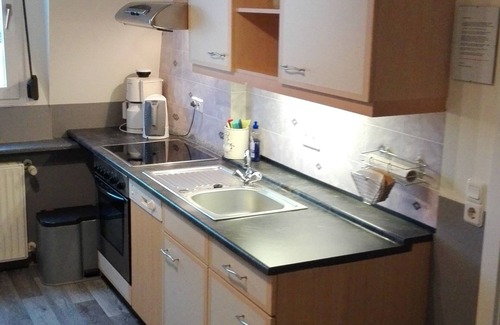 Mitte Condo | Big, bright holiday home, up to 6 pers., close to the old town, metro, fair