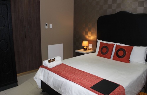 Umtata Bed & Breakfast | Big Five Guest House
