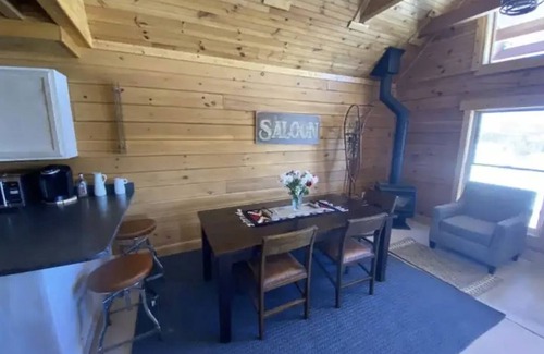 Gallatin Gateway House | Big Sky Retreat Cabin 2