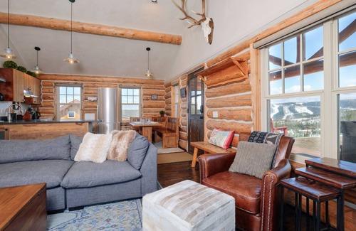 Big Sky Cabin | Big Sky Vacation Rentals: CH Cabin 7 Cowboy
