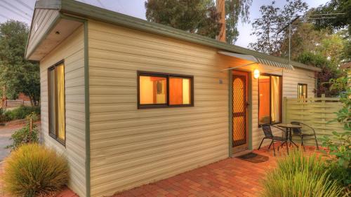 Melbourne Resort | BIG4 Crystal Brook Tourist Park