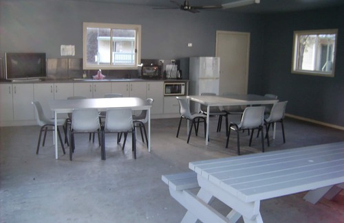 Seymour Cabin | BIG4 Seymour Holiday Park