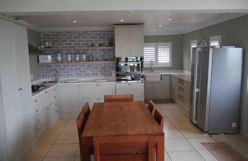 Umzumbe House | BigBubblegum Beach house, nPool by Easter 2025, Lapa by Dec 2025