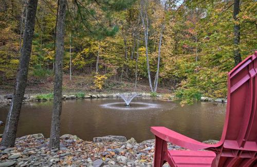 Huntingdon House | Bill Pickett Apt on 50-Acre Ranch - 1 Mi to Lake
