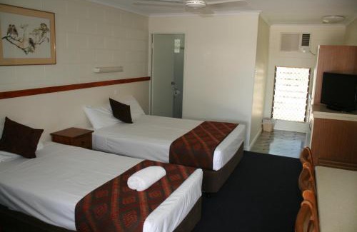 Rosslea Hotel | Billabong Lodge Motel