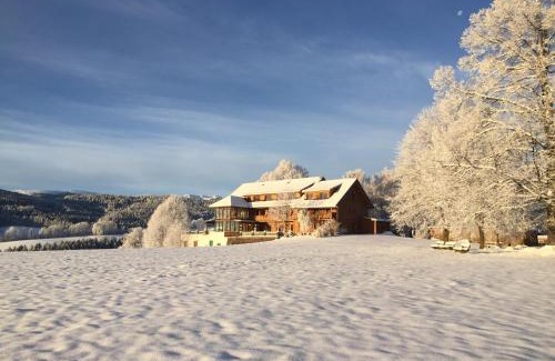 Trahuetten Hotel | Bio - Hotel - Alpengasthof Koralpenblick