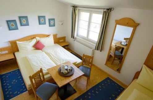Guessing Bed & Breakfast | Bio-Pferdehof Fabian