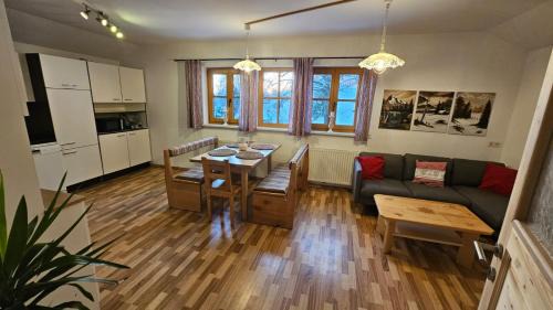 Hochegg Apartment | Bio-Schafbauernhof-Kölbel