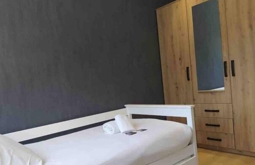 Busturia Apartment | Biosfera Home, cerca de la playa de San Antonio