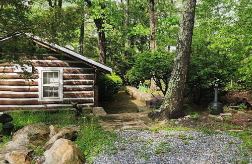Thurmont Cabin | Birch Cabin at Hunting Creek Hideaway