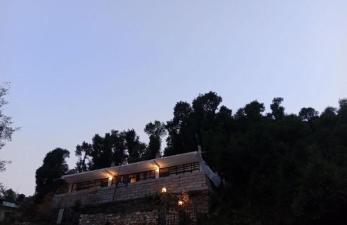 Kaul Ski Chalet | Bird Cottage