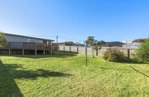 Jan Juc House | Bird Rock Shack 200m to beach and pet friendly