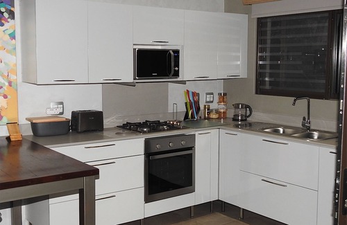 Nelspruit Apartment | Birds Babble Self Catering Guest House