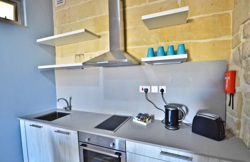Birgu House | Birgu Home in Vittoriosa w/Balcony Views of The Grand Harbour | EPL 6B