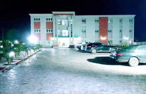 Biogbolo Apartment | Bishop's Apartments and Suites