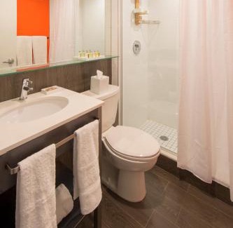 Bushwick Hotel | Bklyn House Hotel New York Brooklyn