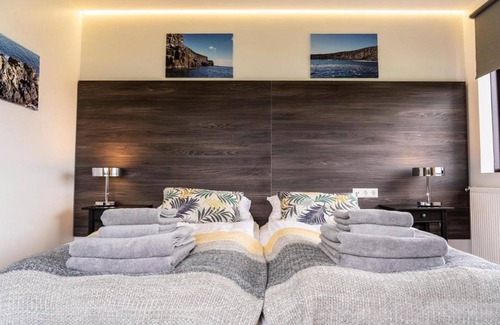 Orlygshofn House | Black Beach Guesthouse
