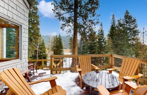 Black Butte Ranch House | Black Butte Ranch: Hilltop Getaway