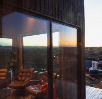 Mosfellsbaer Villa | Black diamond villa