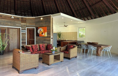 Port Lautour Resort | Black Pearl Resort