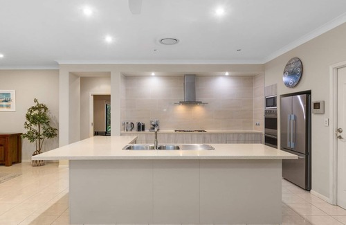 Pottsville House | Black Rock Beach House with Pool