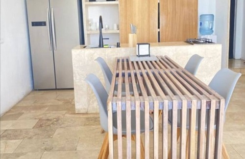 Chiltiupan House | Black Rose Cliff Villa Zonte