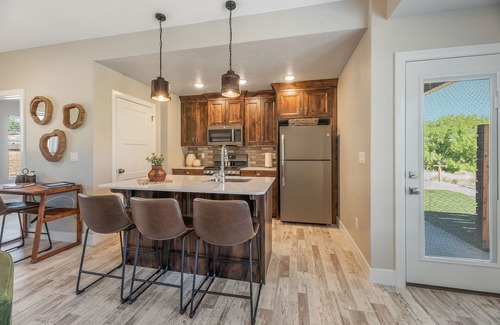Cedar City Condo | BLACK SHEEP INN Newly Constructed Hampshire #3 of 4 Units