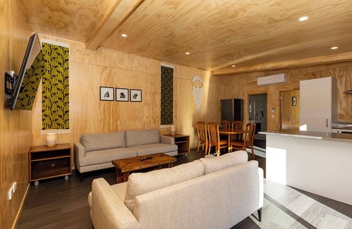 Blackball House | Blackball Connection