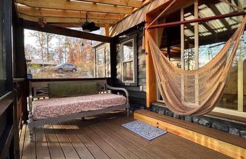 Lupton City House | Blackbird Cabin