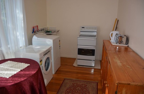Blackburn South House | Blackburn Lodge Serviced Studio Apartment 3
