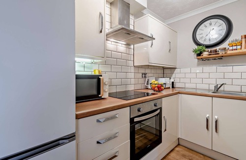 Aberporth House | Blackthorn Cottage - Aberporth