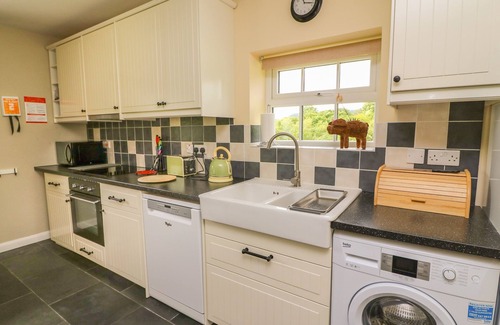 Carmarthen Cottage | Blaenffynnon Bach