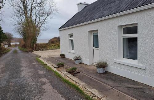 Lecemy House | Blaneys Coastal Cottage