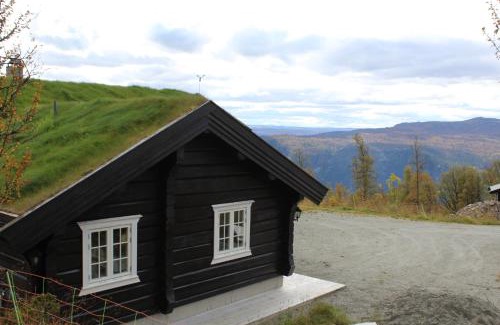 Al House | Blazerbu Four-Bedroom Chalet