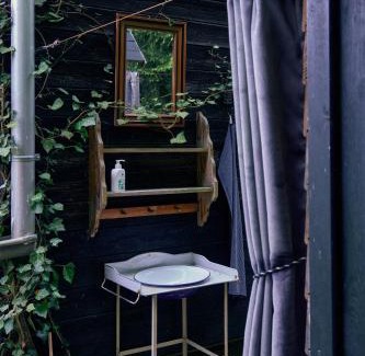 Schoeneck House | Blickinsfreie - Cabin