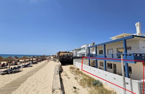 Praia de Faro House | Blife Bandaya private rooms at Faro beach
